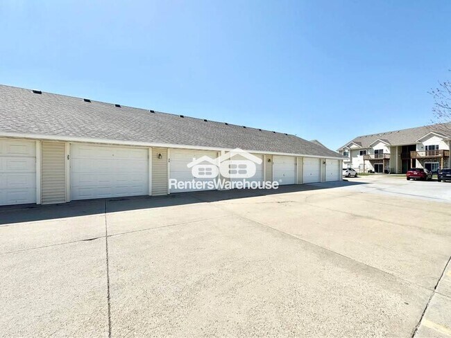 Photo - 1624 NW Prairie Lakes Dr Unidad 3