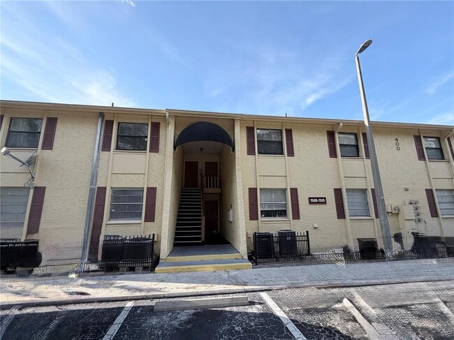 Building Photo - 7513 Abonado Rd Unit 7513