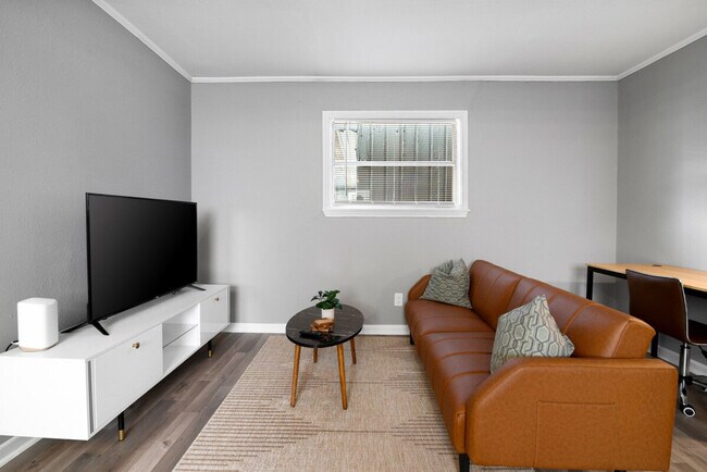 2420 McDuffie St Unit SI ID1497892P