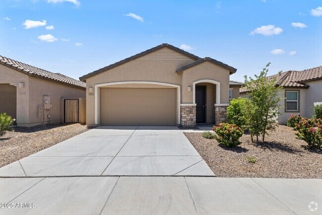 Building Photo - 12219 E Wallflower Ln Rental