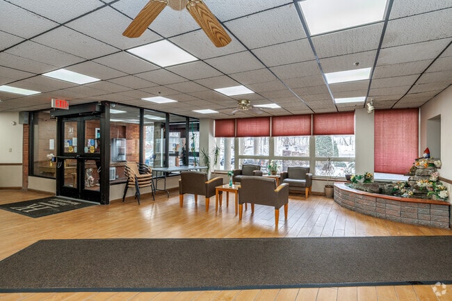 Photo - Steinhorst Square Apartments