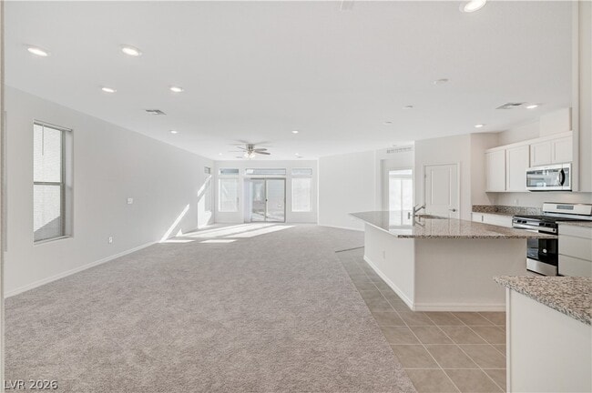 Photo - 677 Soaring Wings Ave