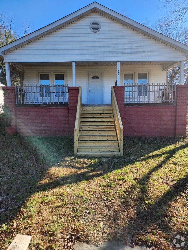 Building Photo - 4br/2ba House in Downtown (Durham)