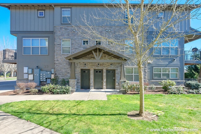 Building Photo - Perfect 3br Condo in Arbor Crossing*by Intel*Walk to Max*Free WiFi highspeed Internet* W/S/G Incl...