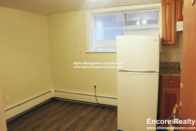 Photo - 10 Wait St Unidad B2