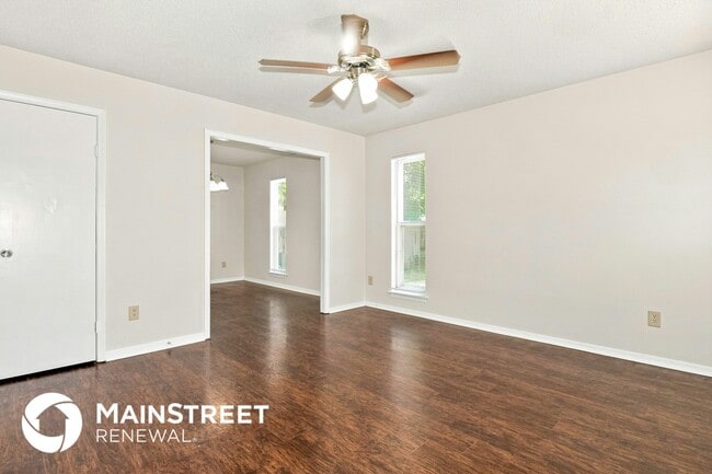 Photo - 3661 Barberry St