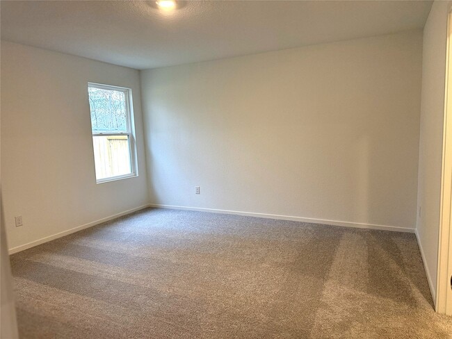 Photo - 1511 Crowson Rdg