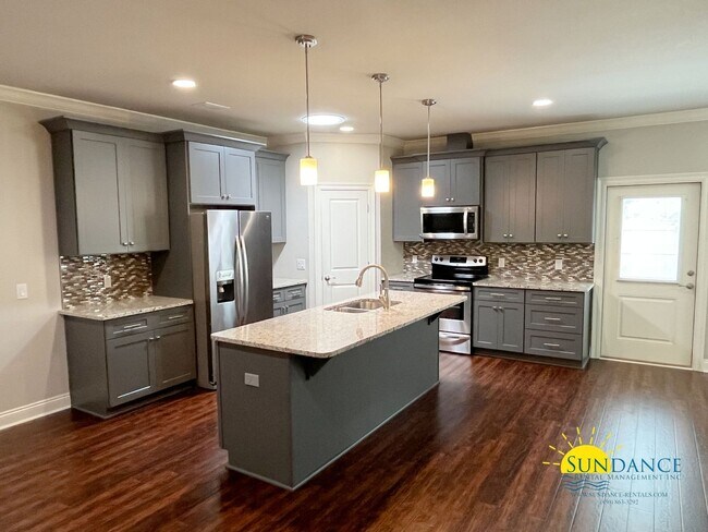 Photo - Beautiful 3-Bedroom Home Near Navarre’s Pristine White Sand Beaches!