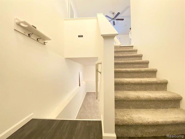 Photo - 1734 Burr Pond Ln