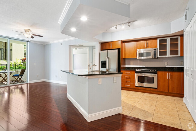 Building Photo - 600 S Dixie Hwy Unit 542 Rental