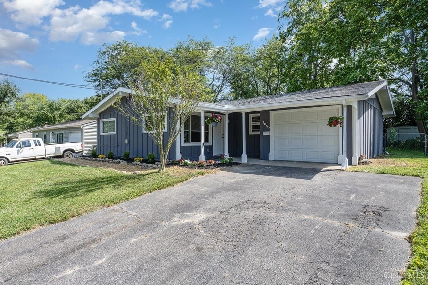 Photo - 1050 Olympia Dr