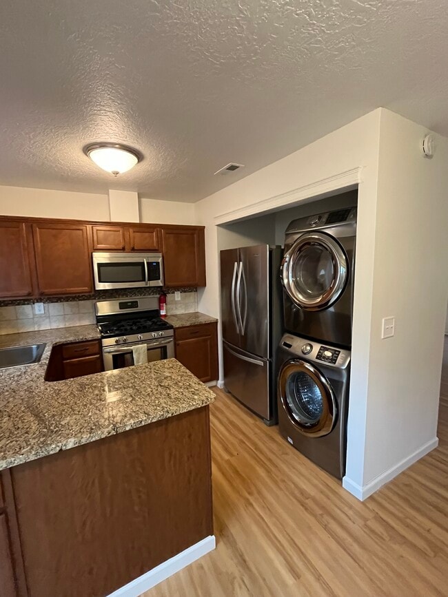 Photo - 3616 SE 67th Ave Unidad 3616 SE 67th Ave