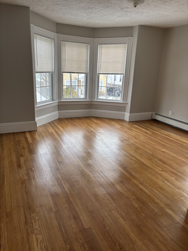 Photo - 314 Jewett St Unit first floor South