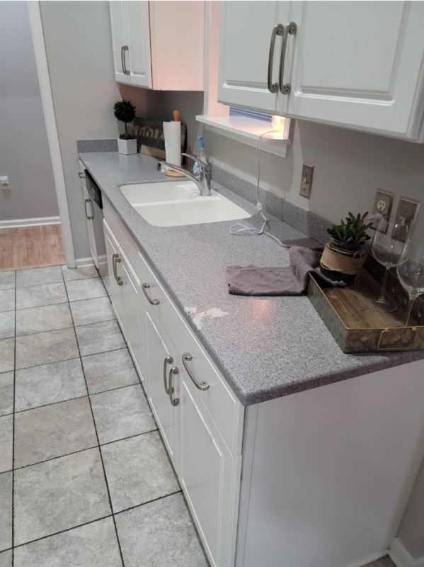 Photo - 142 Meadowside Ln