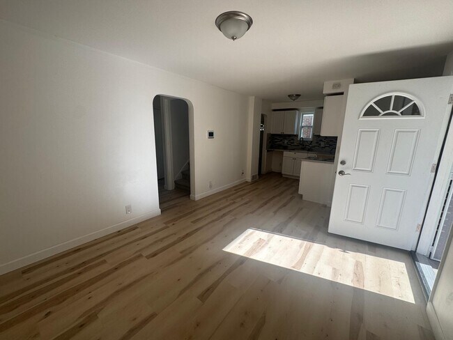 Photo - 15243 Eastwood St