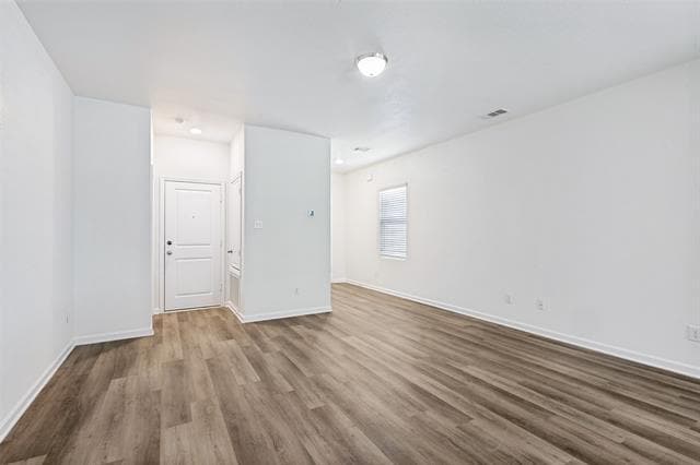 421 Covington Cv