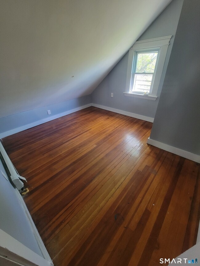 Photo - 260 Pine St Unit 3