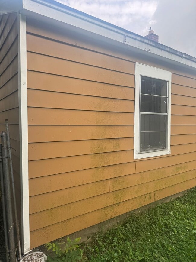 Photo - 1778 Marjorie St