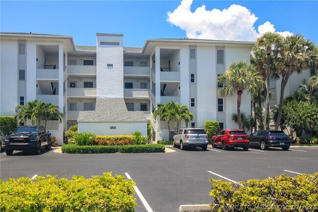 Photo - 350 NE Edgewater Dr Unit 202