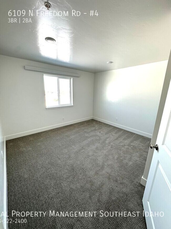 New & Modern 3 Bedroom, 1.5 Bathroom Apart... Apartment Unit 4 Idaho