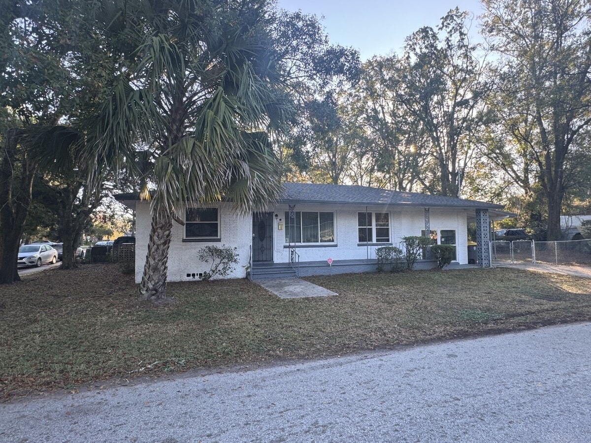 Photo - 4123 Wilson St