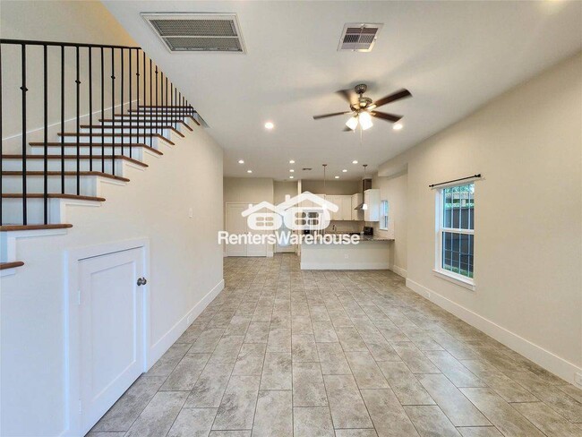 Photo - 2202 Lynnfield St Unidad B