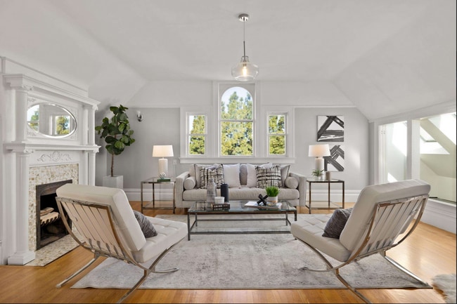 Living room - 607A Frederick St Unit 607A Frederick St