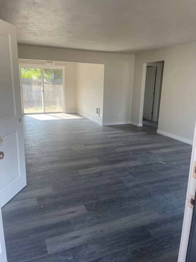 Photo - 00700-Park Ave Unidad 1025