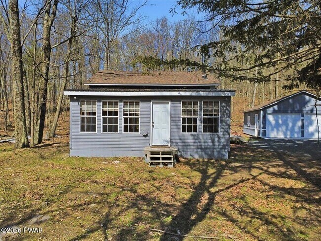 Photo - 209 Urban Rd