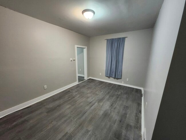 Photo - 2033 W 98th St