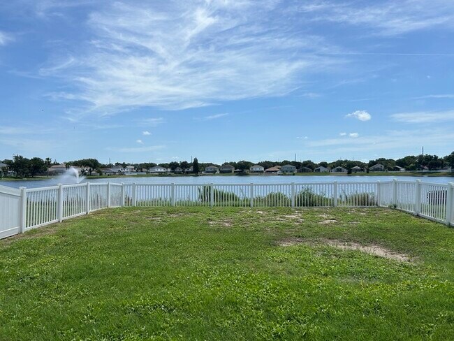 Photo - 12627 Lake Vista Dr
