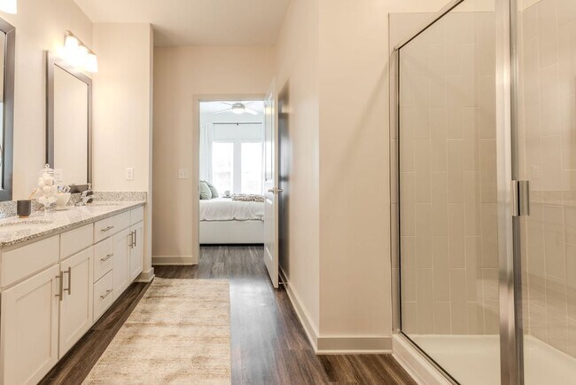 Photo - Story University North