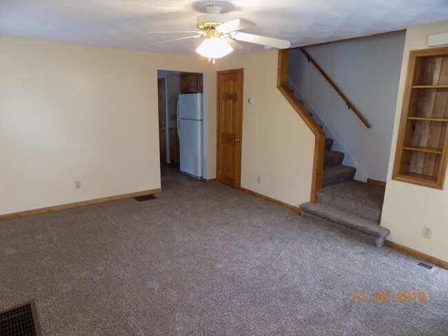 Photo - 454 Albert St Unit A
