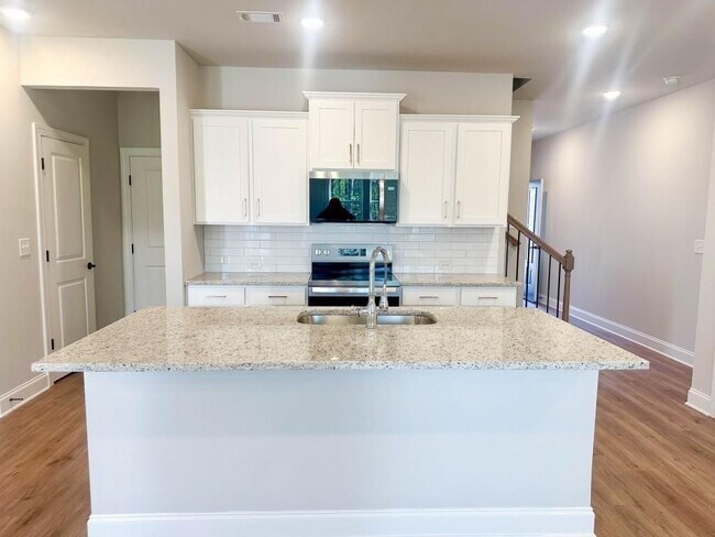 Photo - 2407 Malster Ln