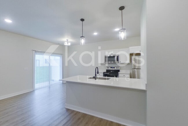 Photo - 6914 Bluebell Ct