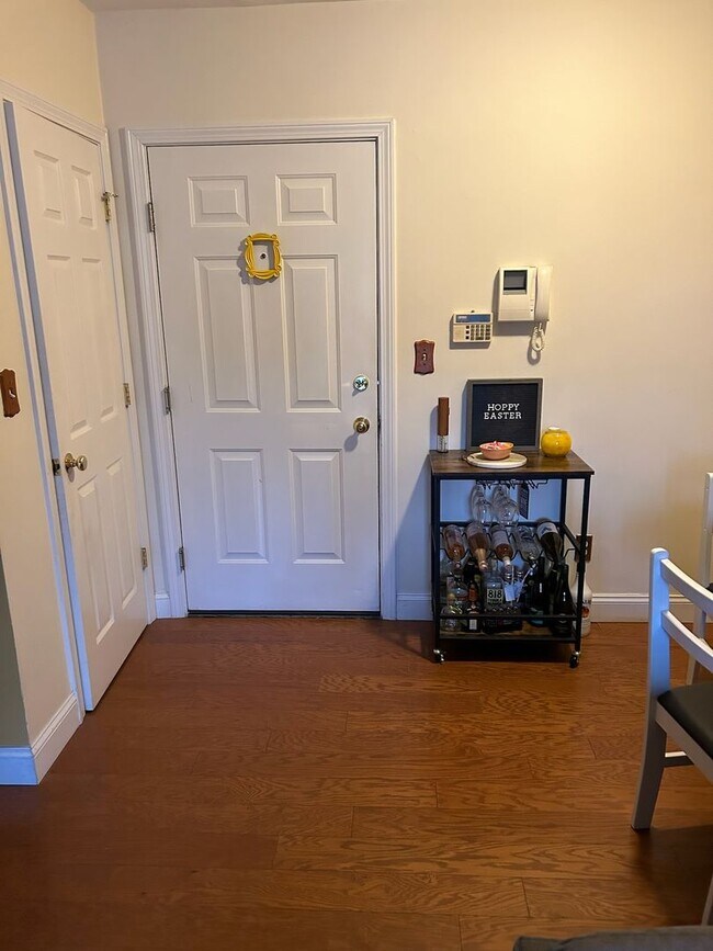 Photo - Wonderful opportunity to lease this amazin... Unit N
