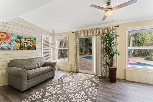 1937 Grove Bluff Cir W Unit SI ID1578495P