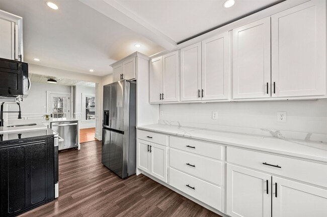 Photo - 26 Reservoir Ave