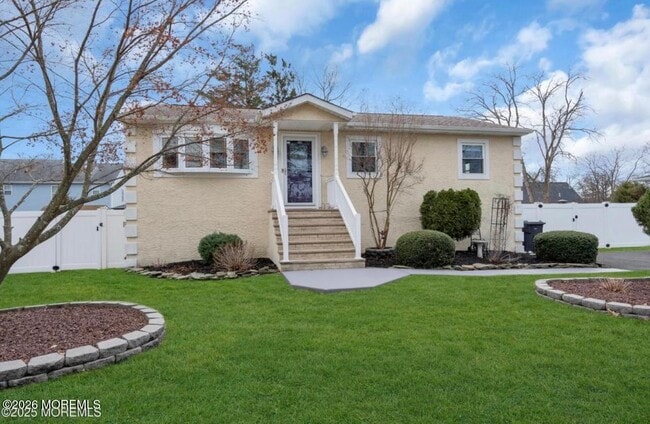 Building Photo - 2317 South St