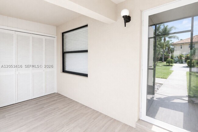 7161 Golf Colony Ct Unidad 103