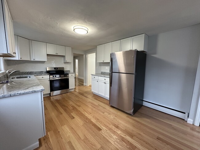 Photo - 144 Union St Unit 3