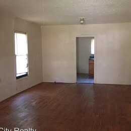 Photo - 507 Champ Clark St