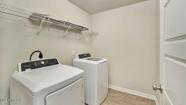 Photo - 1034 Enclave Cir