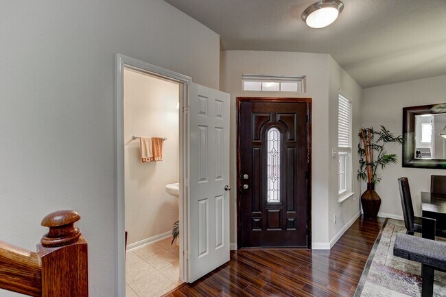 Photo - 1143 Glenwood Canyon Ln