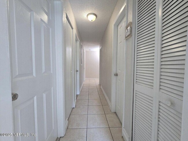 Photo - 9614 Flechette Ave