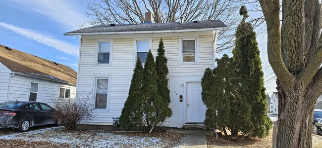 Building Photo - 801 N 1st St Rental