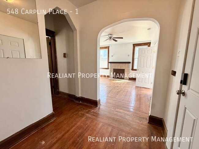 Photo - 548 Carplin Pl Unidad 1