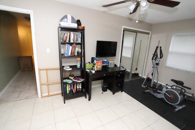 Photo - 425 W Alamo Dr