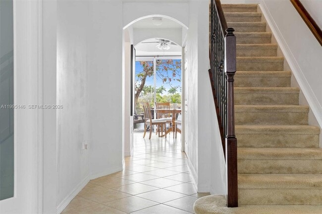 Photo - 970 SW 144th Ave