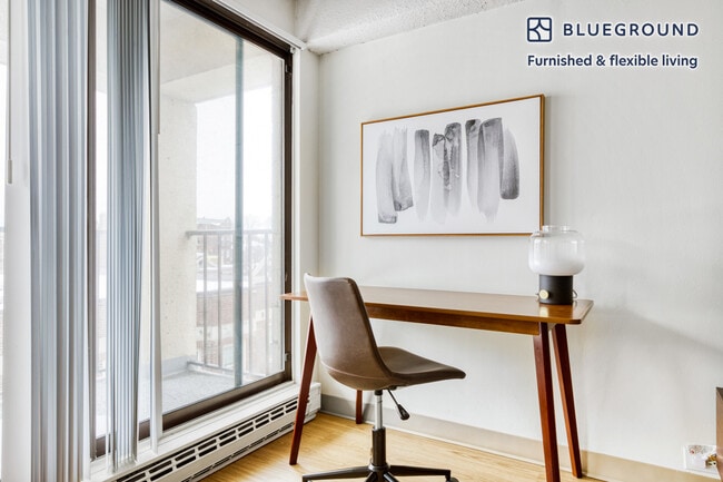 Photo - 10 Centre St Unit FL5-ID570